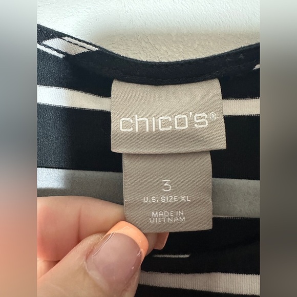 Chico’s Black and White Striped Women's Top with Side Tie Size 3 (XL) - Picture 6 of 9